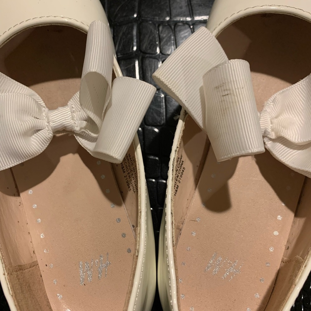H&M white girl shoes size 10.5 - Picture 2 of 6